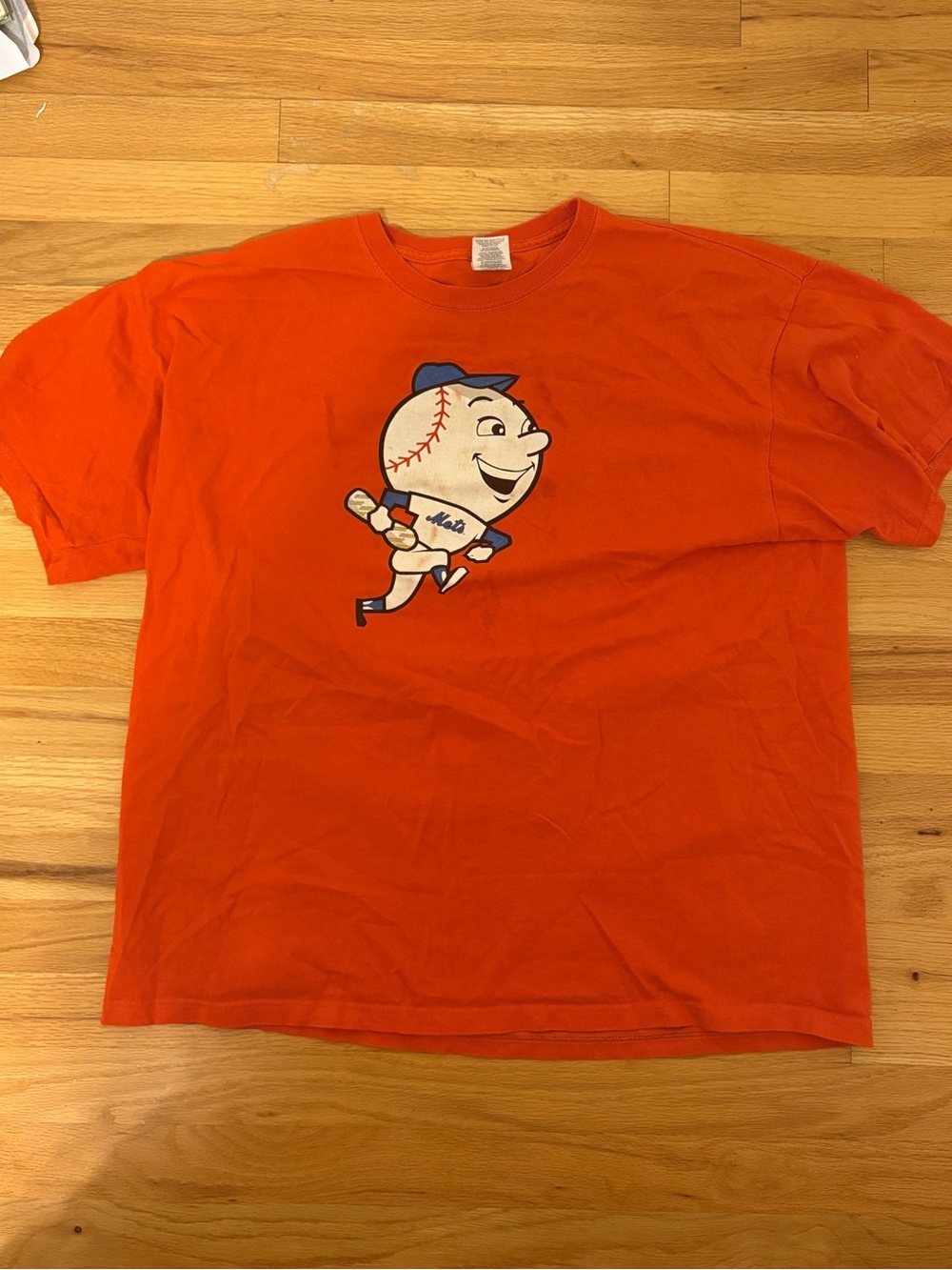Size XL MLB New York Mets orange Mr Met/Subway graphic tee